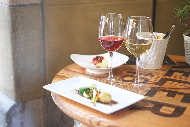 San Sebastian Lunch Time Pintxo Tour with Wine - Authenticity and Fun