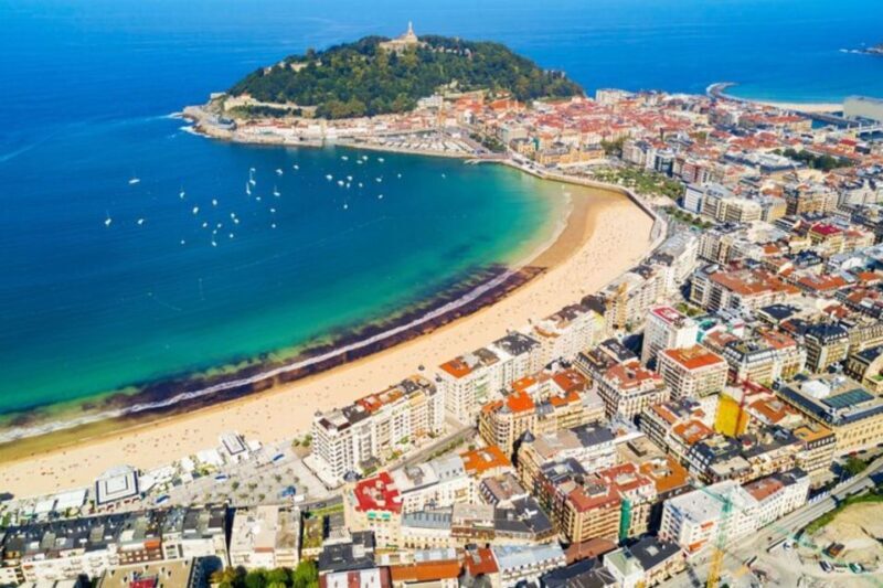 San Sebastian: Private custom walking tour with a guide - What to Expect During the Walk