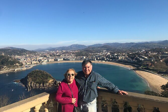 San Sebastian Private Tour, Pintxos & Winery Visit from Bilbao - San Sebastian’s Iconic Highlights