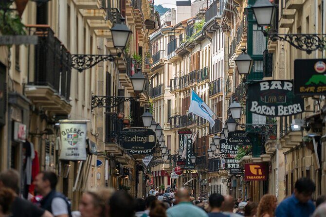 San Sebastian Scavenger Hunt and Highlights Self-Guided Tour - What to Expect from the Self-Guided Tour