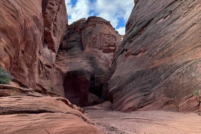 Sand Dune Canyon Tour through Antelope Canyon - Authenticity and Intimate Encounters