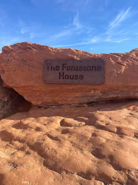 Sand Hollow: Hummer Tour with Rock Crawling & Sand Dunes - Key Points