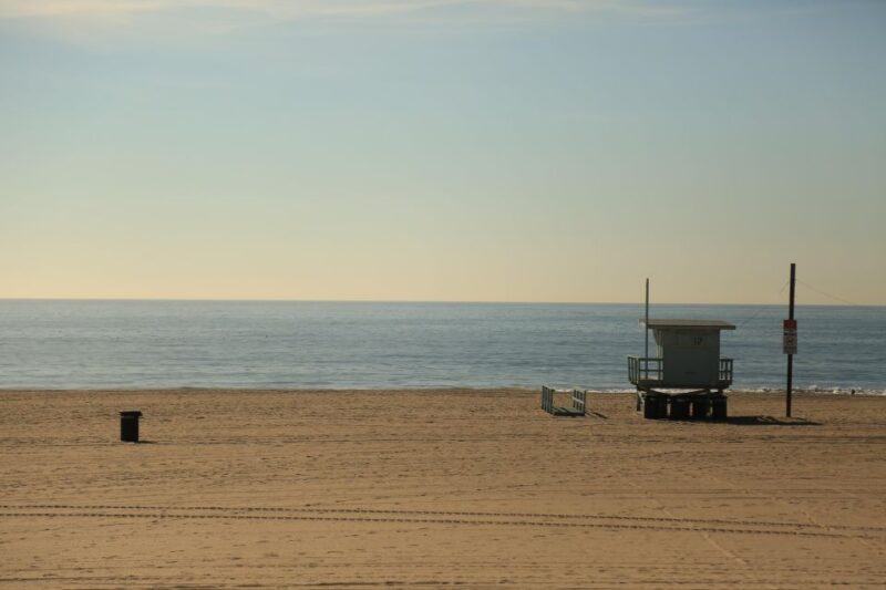 Santa Monica: Surfing Day Trip with Lunch - FAQs