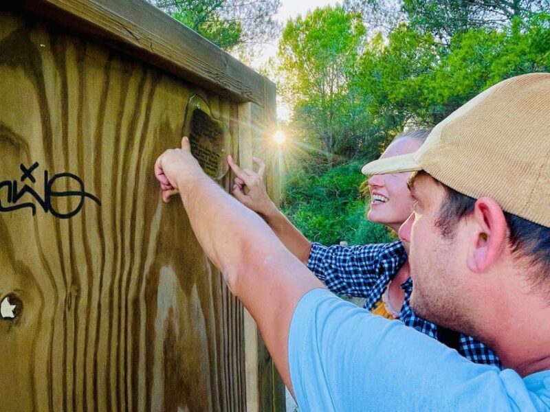 Santa Ponca: CoupleWalk, fun game and city walk for couples - Frequently Asked Questions