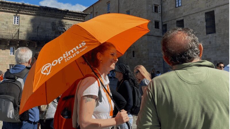 Santiago de Compostela: Cathedral & Carraca Tower Roofs Tour - Practical Details and Tips