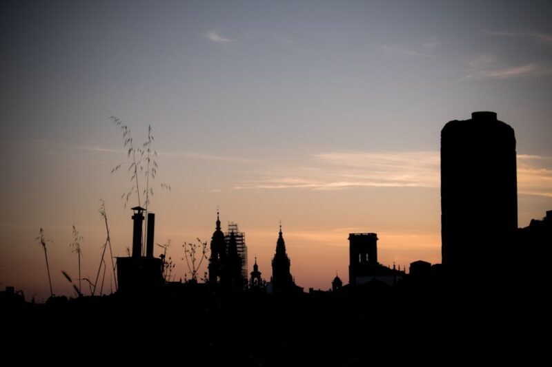 Santiago de Compostela: legends tour and galician dinner - A Closer Look at the Tour Experience