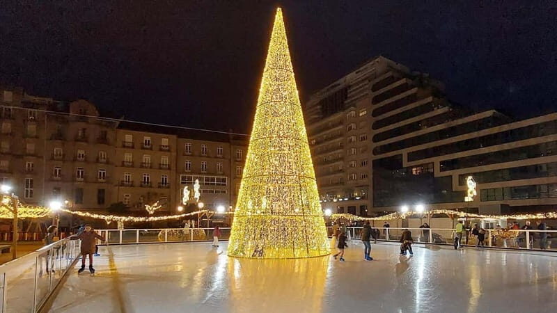 Santiago de Compostela: Vigo Christmas Lights Guided Tour - An In-Depth Look at the Tour Experience