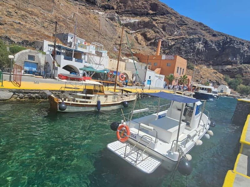 Santorini: 3-Hour Boat Tour to Oia & Thirassia Hot Springs - Key Points
