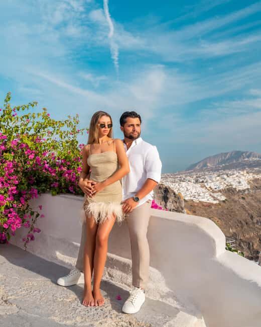 Santorini: 45-minute Photoshoot in Oia - Key Points