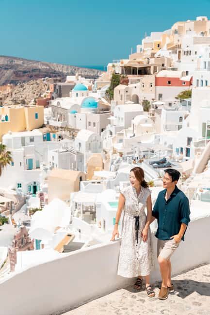 Santorini: 45-minute Photoshoot in Oia - Is This Experience Worth It?