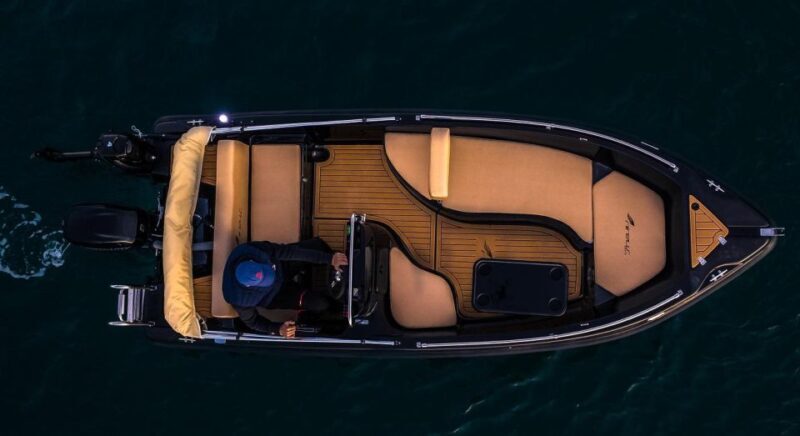 Santorini Boat Cruise -License Free- - What to Expect on the Water