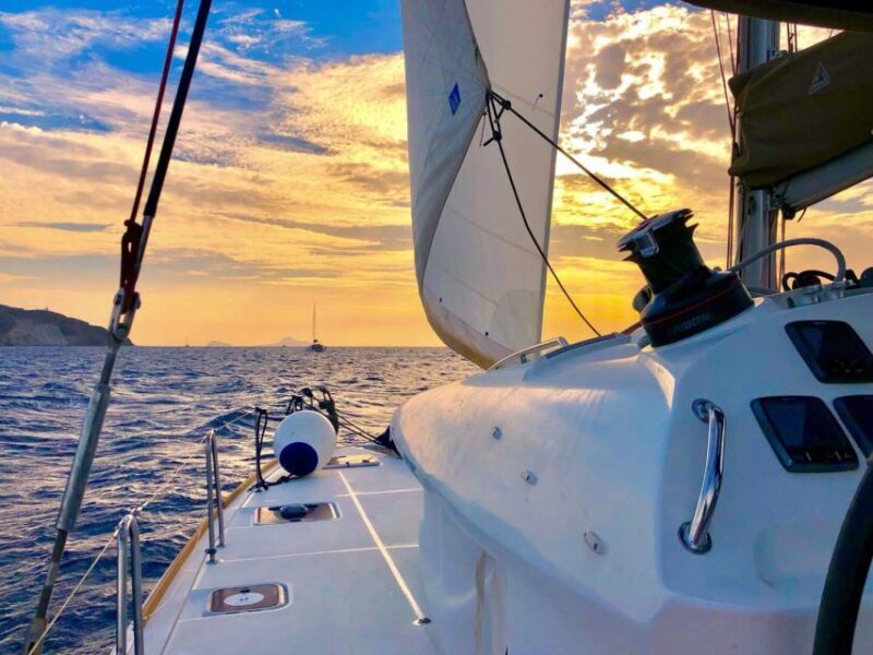 Santorini: Catamaran Cruise with Lunch, Drinks, & Oia Visit - An In-Depth Look at the Santorini Catamaran Cruise