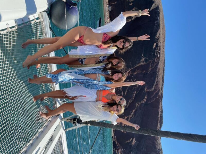 Santorini: Catamaran Cruise with Meal & Open Bar - Food, Drinks, and Atmosphere