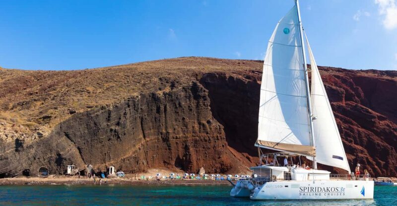 Santorini: Catamaran Cruise with Meals and Drinks - The Experience in Detail