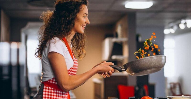 Santorini: Cooking Class with a Chef at the Ftelos Brewery - Who Should Consider This Experience?