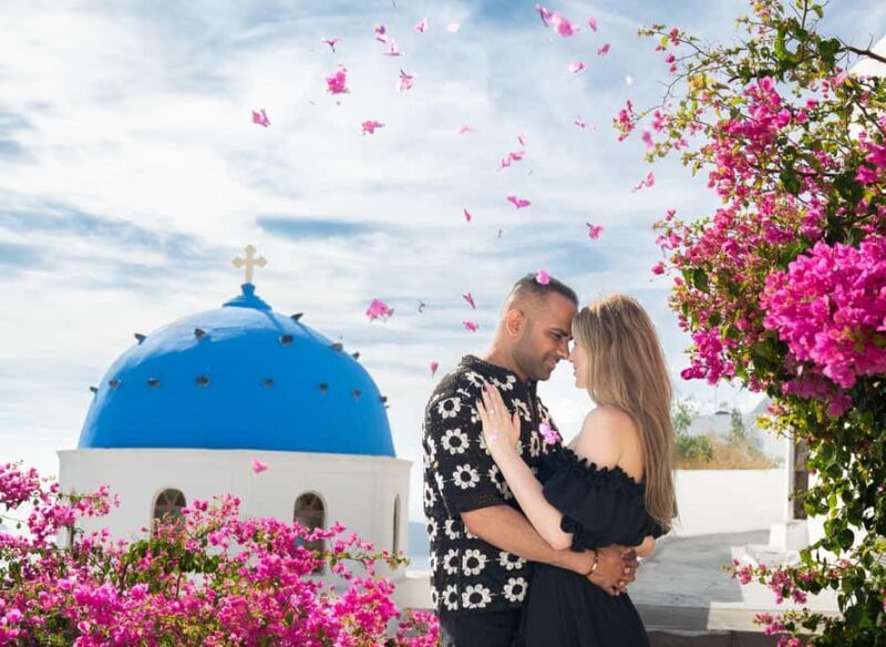 Santorini Couple Photoshooting - FAQ