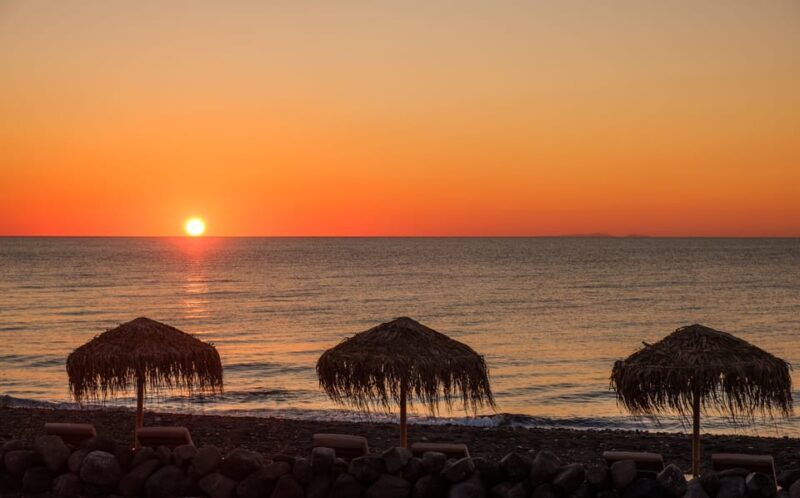 Santorini: Customized Private Guided Tour in a Mercedes EQB - Analyzing the Value