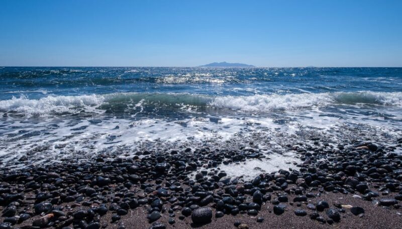 Santorini: Customized Private Guided Tour in a Mercedes EQB - FAQ