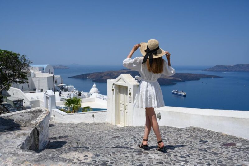 Santorini : Discover with Locals - Small Group Half-day Tour - The Itinerary in Detail: What to Expect