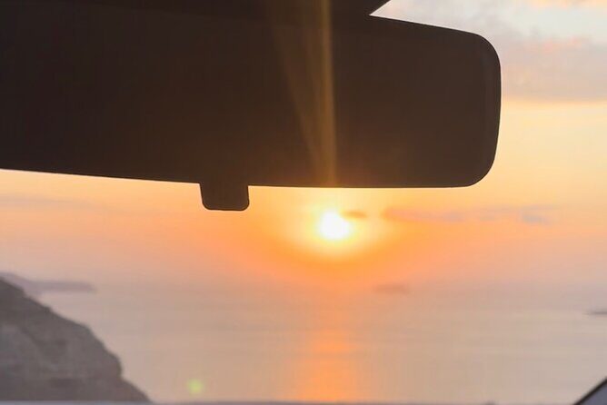 Santorini Elegance:Premium Transfer Services for Airport and Port - The Sum Up