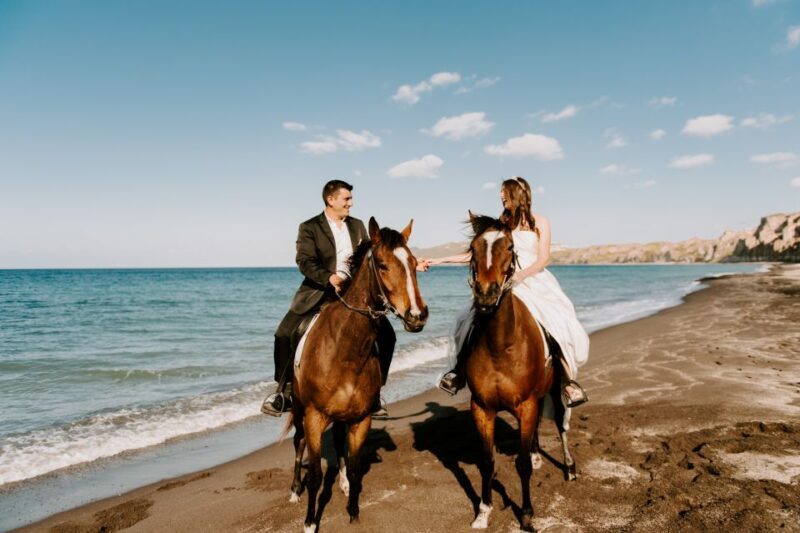 Santorini: Exclusive Private Horse Riding with picnic - Who Should Consider This Tour?