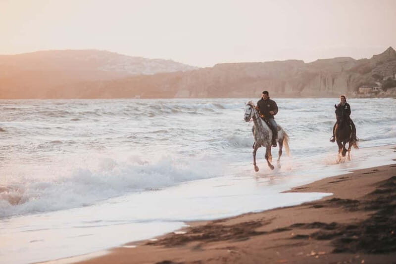 Santorini: Extreme Horse Safari - Key Points