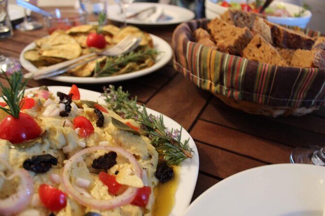 Santorini Family Farm Food & Wine Tour with Cooking Class - FAQs