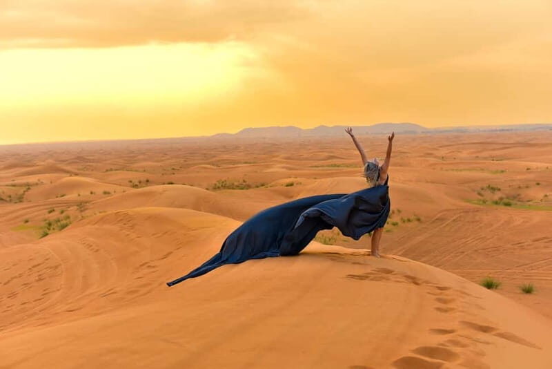 Santorini Flying Dress Photo Shoot - Key Points