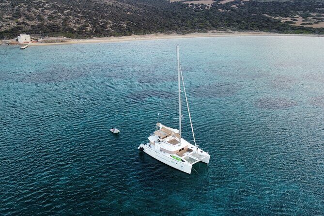 Santorini Gold Catamaran Cruise with BBQ, Drinks and Hotel Pickup - FAQ