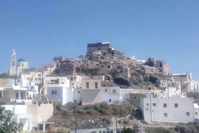 Santorini Highlights and Venetian Castles Small-Group Day Tour - Relaxing at Perissa Black Sand Beach
