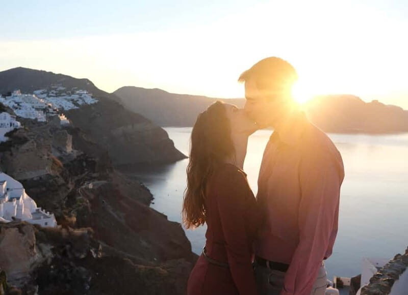 Santorini: InstaPhotoshoot and Culture Walk in Oia - A Closer Look at the Experience