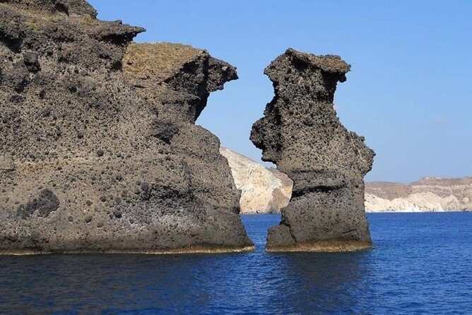 Santorini Luxury Private Cruise with Hotel & Cruise Port Pickup - An Overview of the Experience