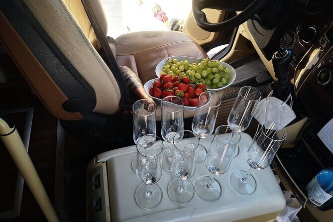 Santorini Luxury private tour for small groups - Who Is This Tour Best For?