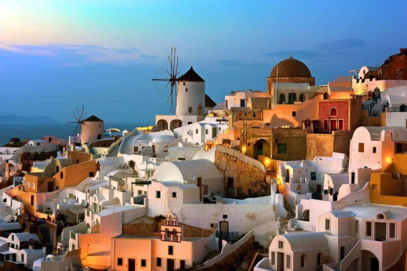 Santorini: Must-See Highlights Private Sightseeing Tour - Key Points
