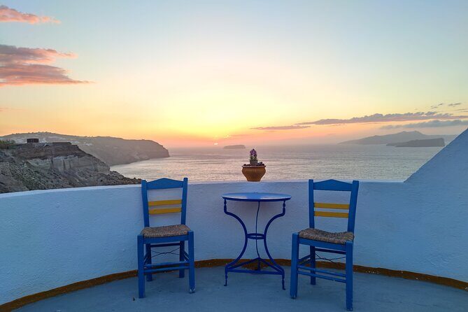 Santorini Must-See Highlights: Private Sightseeing Tour - Exploring the Itinerary in Detail