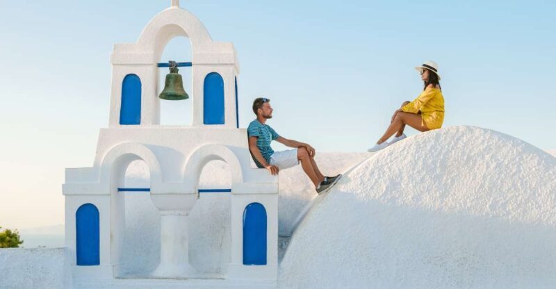 Santorini: Oia Village Professional Photo Shoot - Key Points