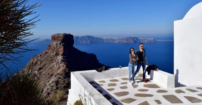 Santorini On a private tour with the experts - Key Points