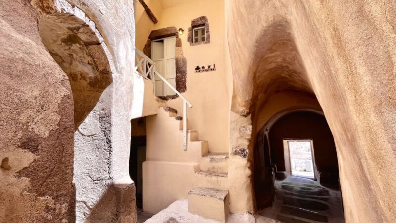 Santorini On a private tour with the experts - FAQ