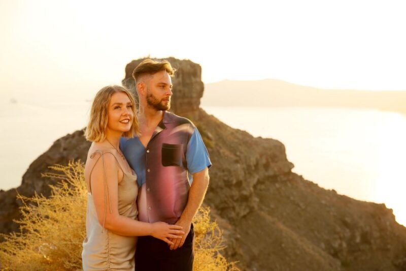 Santorini: Photo Shoot with a Private Vacation Photographer - The Photos: Quality and Delivery