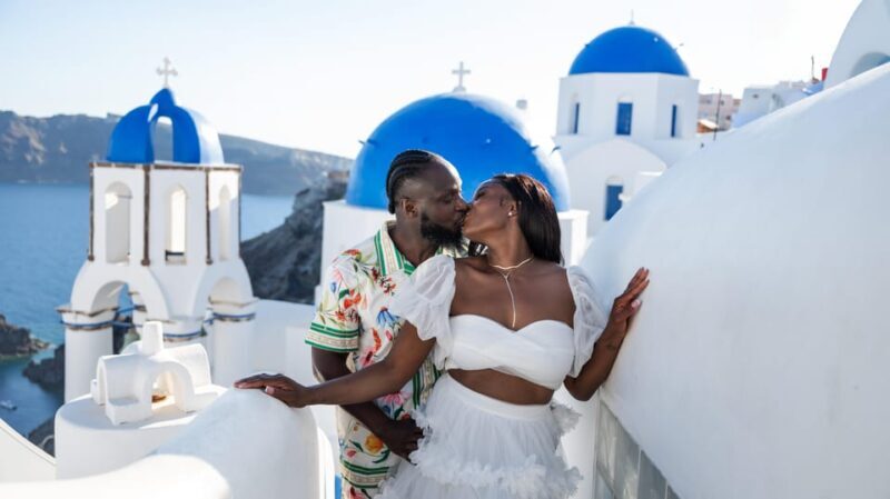 Santorini Photographer SPECIAL SUMMER OFFER (skip the line) - Practical Tips for Your Photoshoot