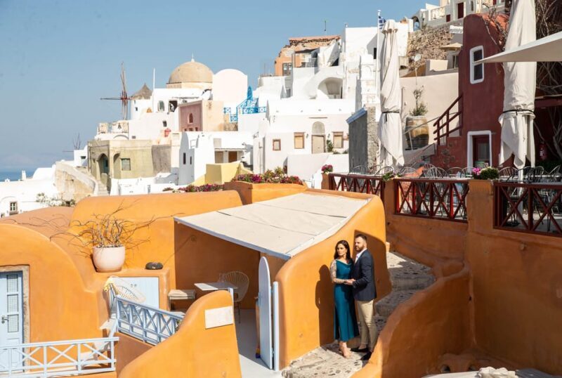 Santorini photography tour in Oia Village for 1,5 hour - Key Points