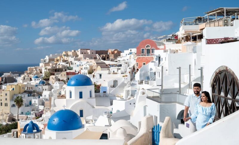 Santorini photography tour in Oia Village for 1,5 hour - The Sum Up