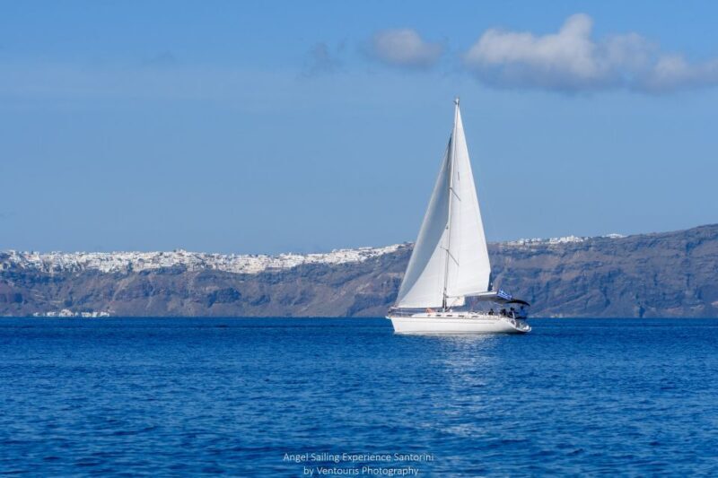 Santorini: Private 5-Hour Sunset Sailing Tour with Dinner - The Experience’s Strengths