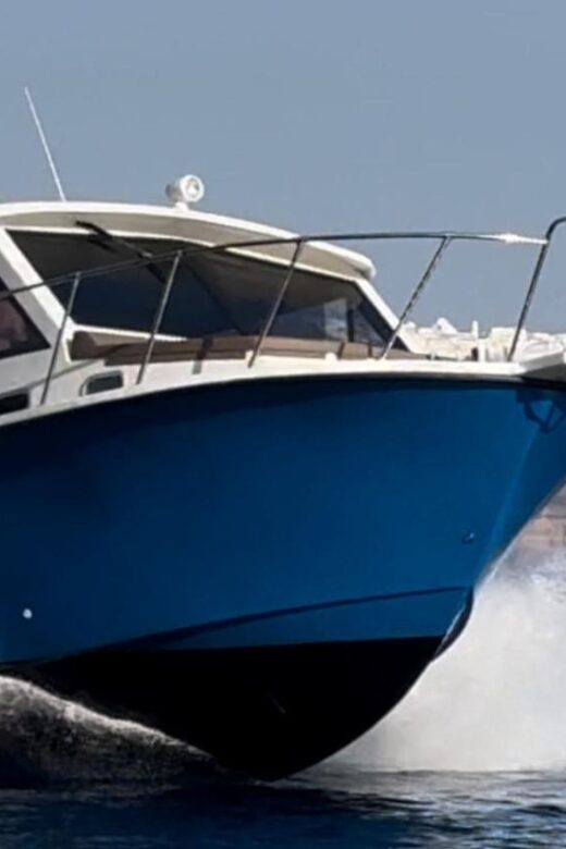 Santorini Private Cruise Sightseeing Tour with BBQ & Drinks - The Itinerary: Secluded Beaches and Underwater Discoveries