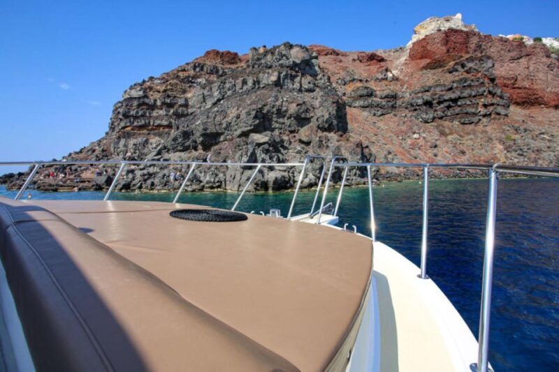 Santorini Private Cruise Sightseeing Tour with BBQ & Drinks - Who Will Love This Experience?