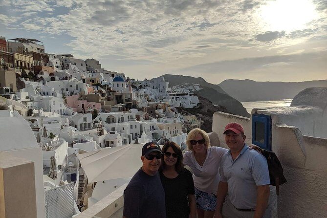 Santorini Private Custom Tour 6 - Hours - FAQs