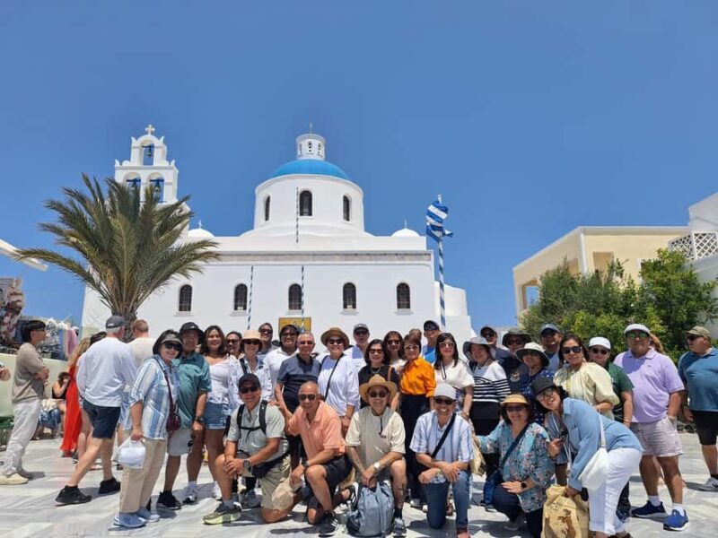 Santorini: Private Family Tour with Bilingual/Spanish Guide - The Experience in Detail