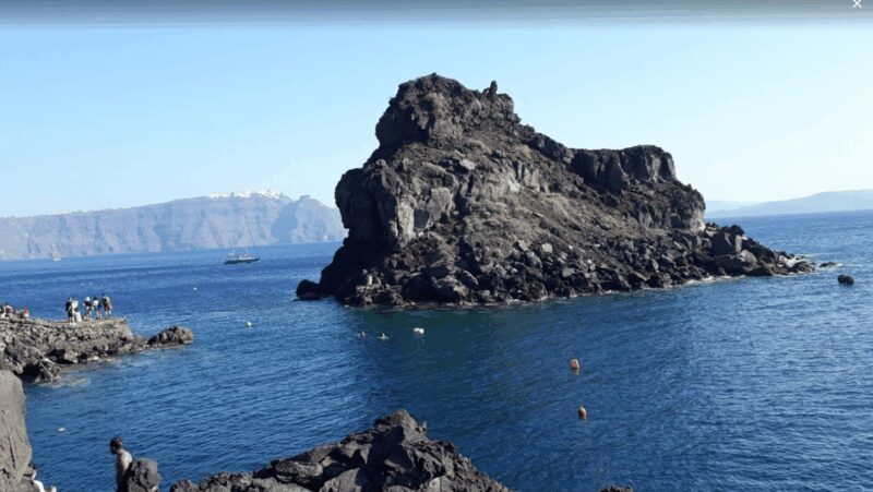 Santorini: Private Motorboat Cruise and Volcano Hike - Key Points