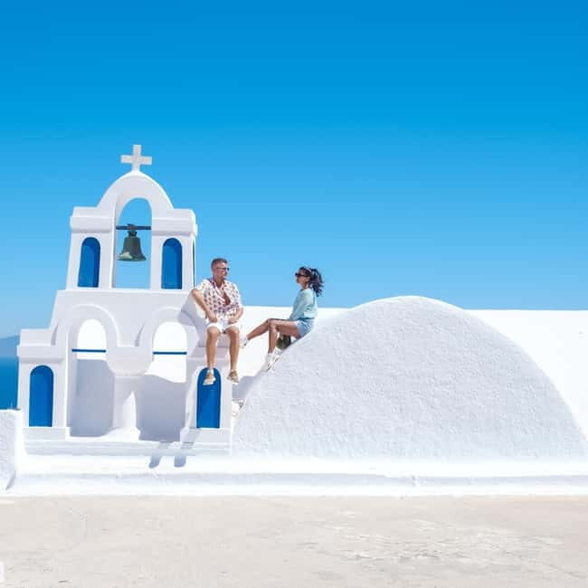 Santorini: Private Oia Village Photoshoot - Key Points