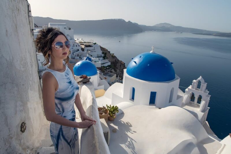 Santorini: Private Photo Shoot with a Professional - Exploring the Details of the Experience